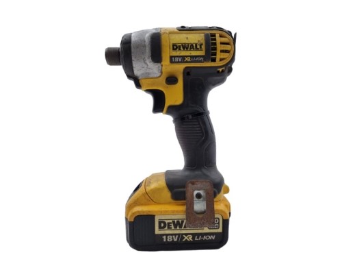 Dewalt dcf885 deals impact driver