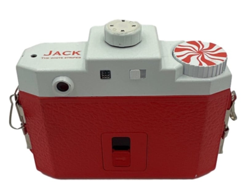 Lomography The White Stripes “Jack” Edition Holga Red | 039100410982 | Cash  Converters