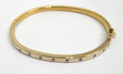 9ct Two Tone Gold Bangle - 7.8G | 014600377006 | Cash Converters