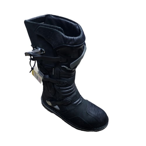 Second hand motorcycle outlet boots