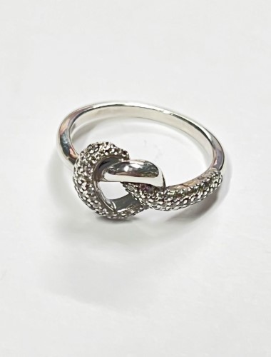 Knotted heart ring deals pandora