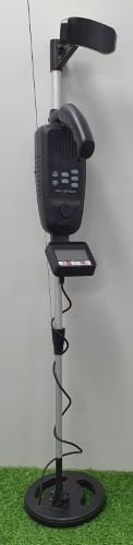 Professional Metal Detector Black | 045400342568 | Cash Converters