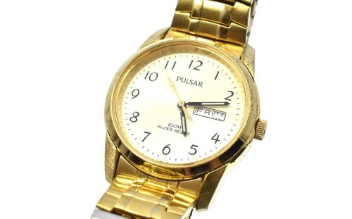 Pulsar gold watch outlet mens