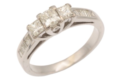 Angus & coote sale engagement rings