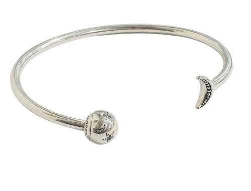 Pandora star deals bangle