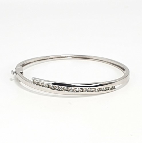 Michael hill 2024 diamond bangle