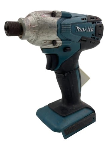 Makita td127d impact outlet driver