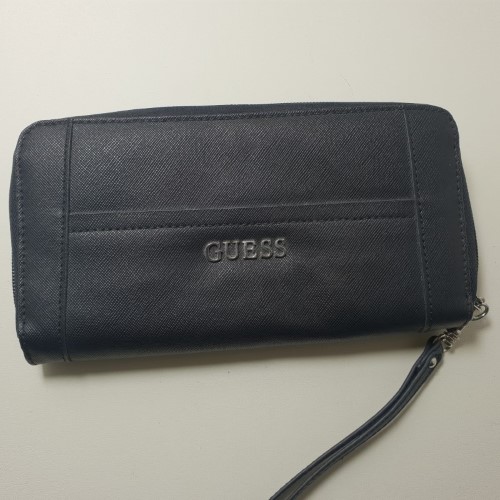 black purse guess