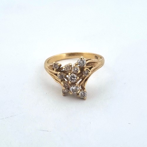 18ct Yellow Gold Ladies Diamond Ring Size J½ | 043700451855 | Cash ...