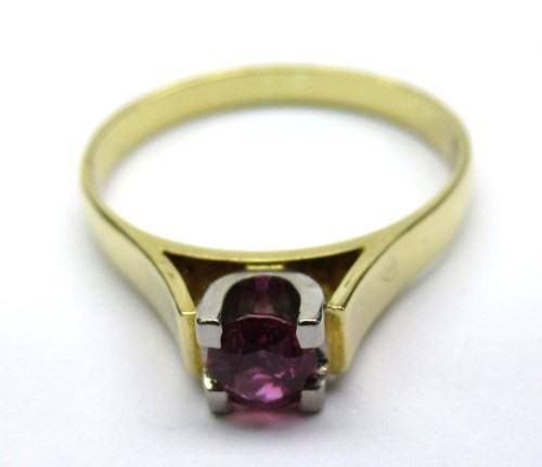 Ladies ring outlet stone