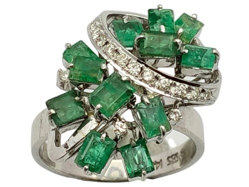 14ct White Gold Ladies Emerald Ring With Stone Size R | 003700153110 ...
