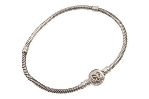 Pandora bracelet store 19cm