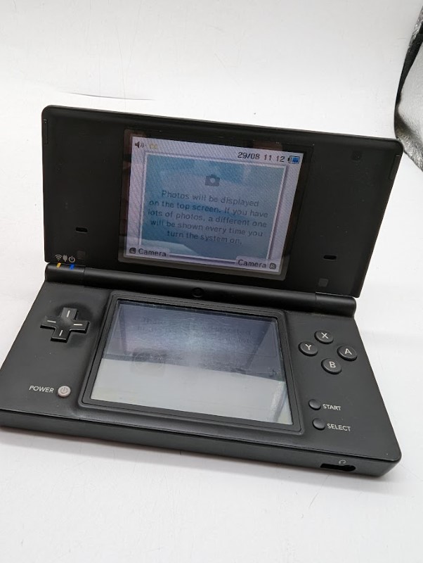 Nintendo DS deals i Silver, Black