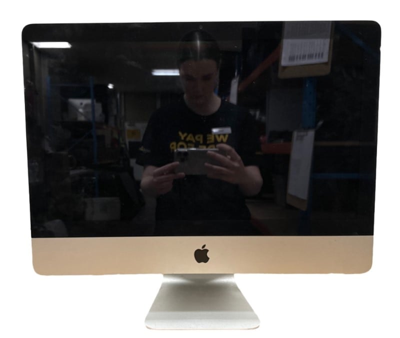 iMac 21.5インチ よろし mid-2010 8GB/2TB